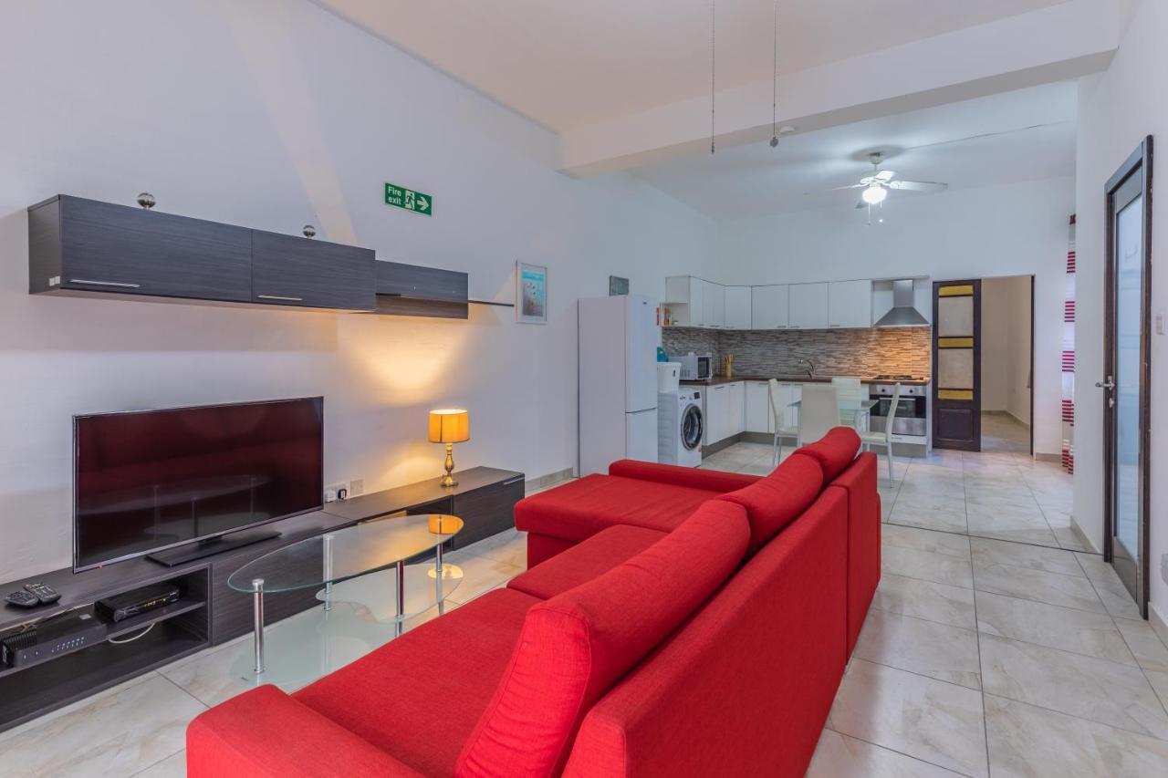 Bormla - Comfortable Two Bedroom Apartment Cospicua Екстериор снимка